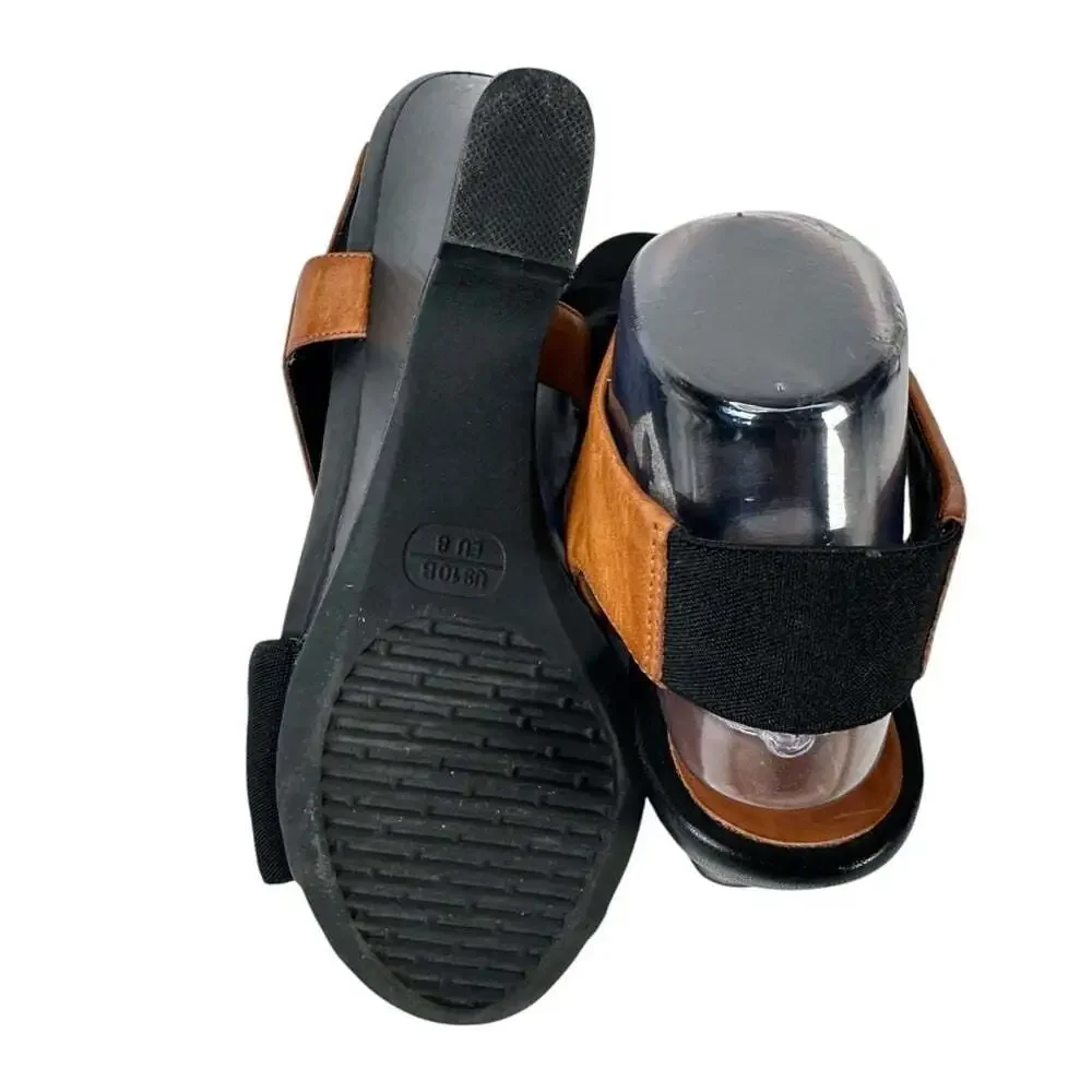 The Flexx Stylish Black and Brown Wedge Sandals Size 10